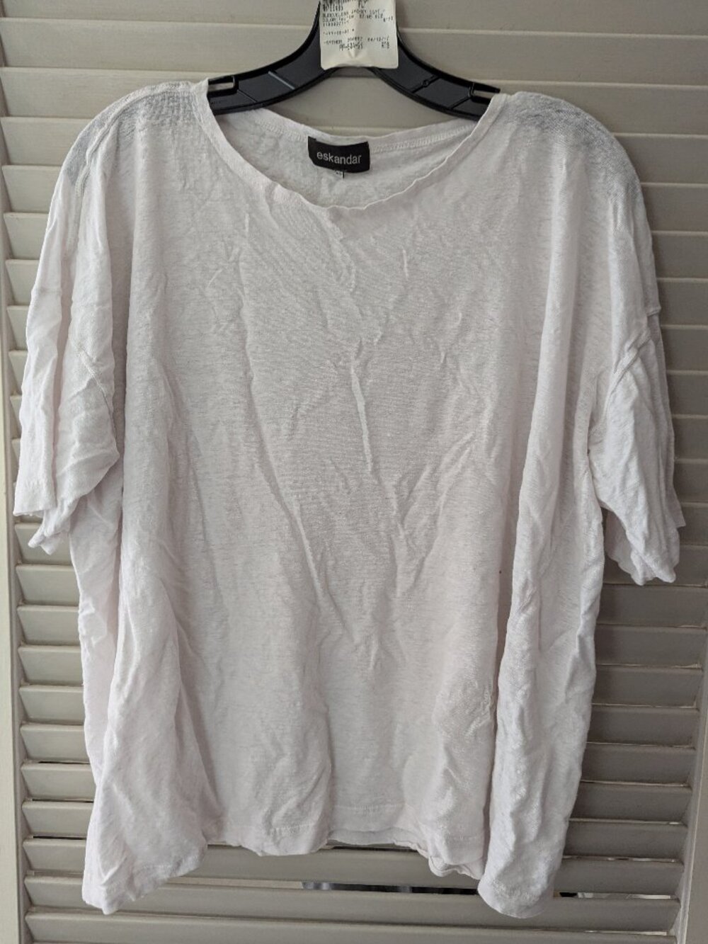 Eskandar linen tee